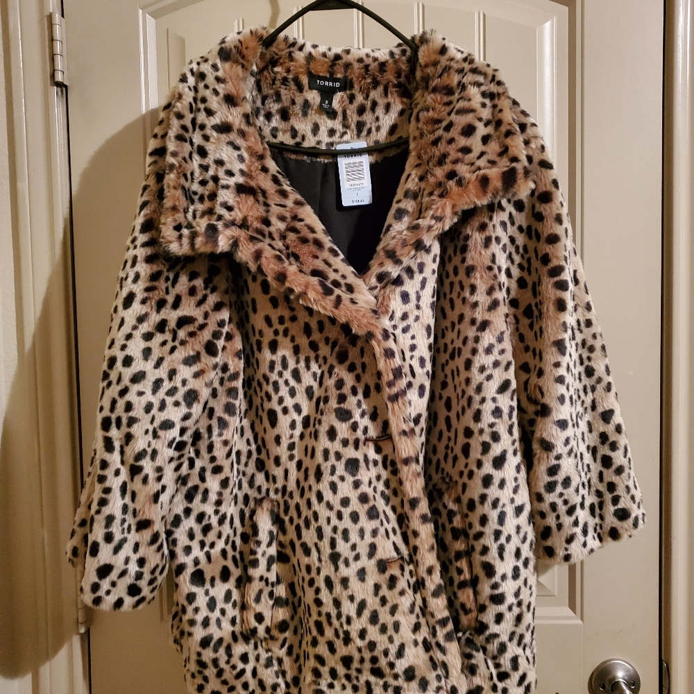 Ladies leopard jacket